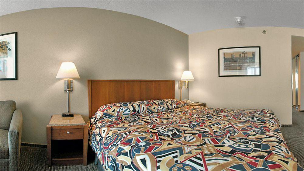 מלון רוזמונט Hyatt Centric Chicago Ohare מראה חיצוני תמונה