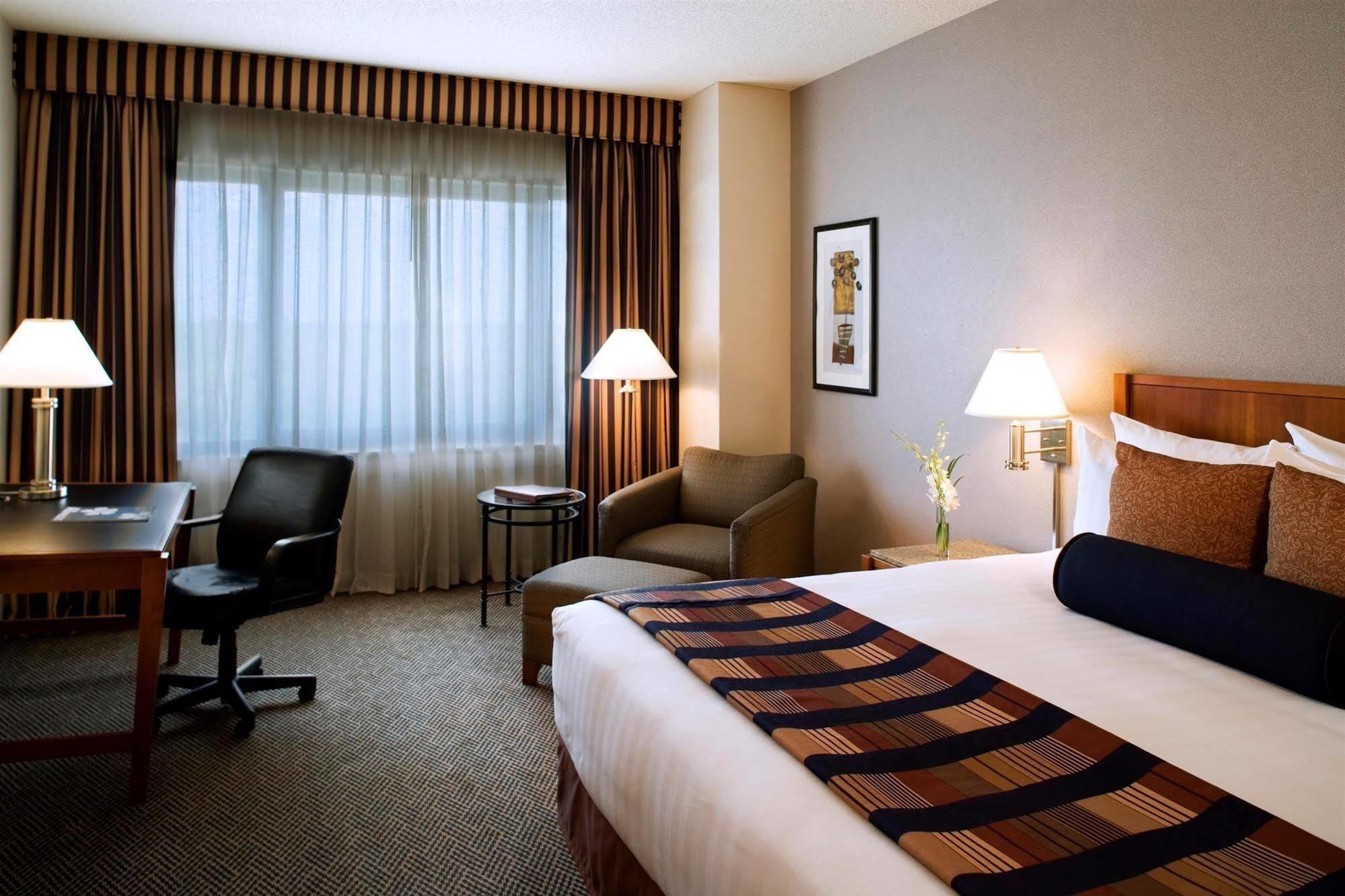 מלון רוזמונט Hyatt Centric Chicago Ohare מראה חיצוני תמונה